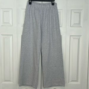 NWT Brandy Melville gray wide leg oversized sweatpants. One size fits Al.